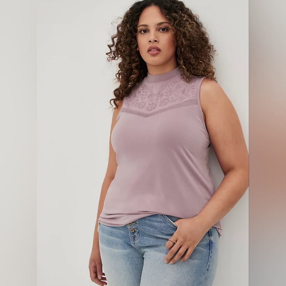 TORRID NWT 00X-M/L STUDIO CREPE MOCK NECK CROCHET EMBROIDERED YOKE TOP PURPLE